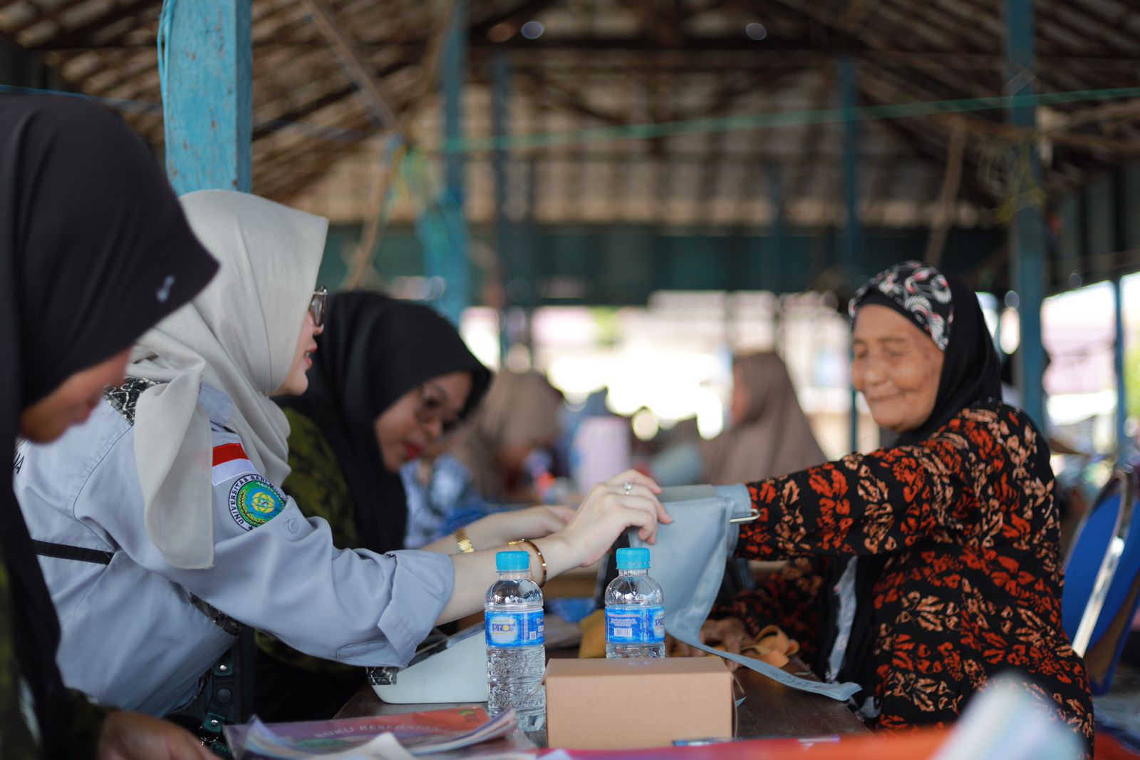 BEM FH ULM Wujudkan Pengabdian Nyata Lewat Program SiRakyat di Desa Jejangkit Pasar